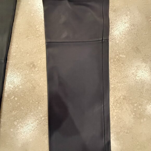Theory Slim-Straight pant in buttery soft lamb leather $995 NWT Size 6 - Picture 5 of 6